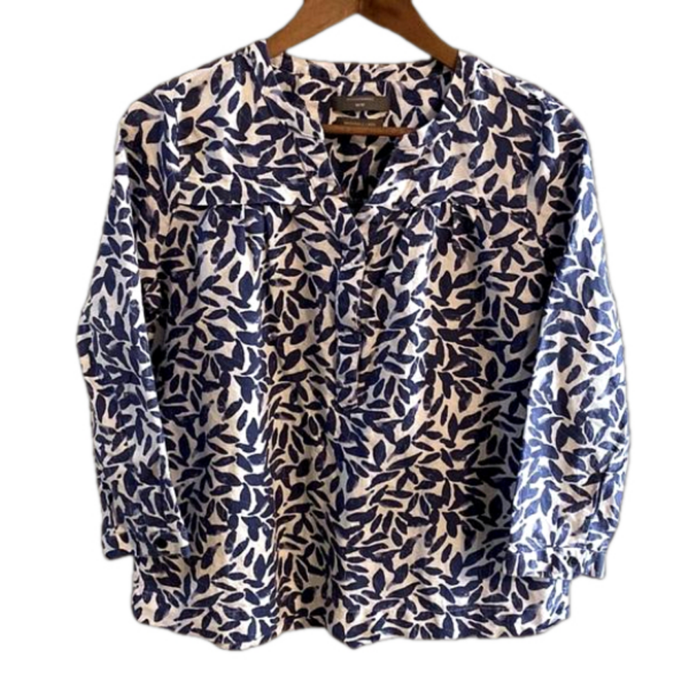 Linen Blend Blouse. White with navy. Medium